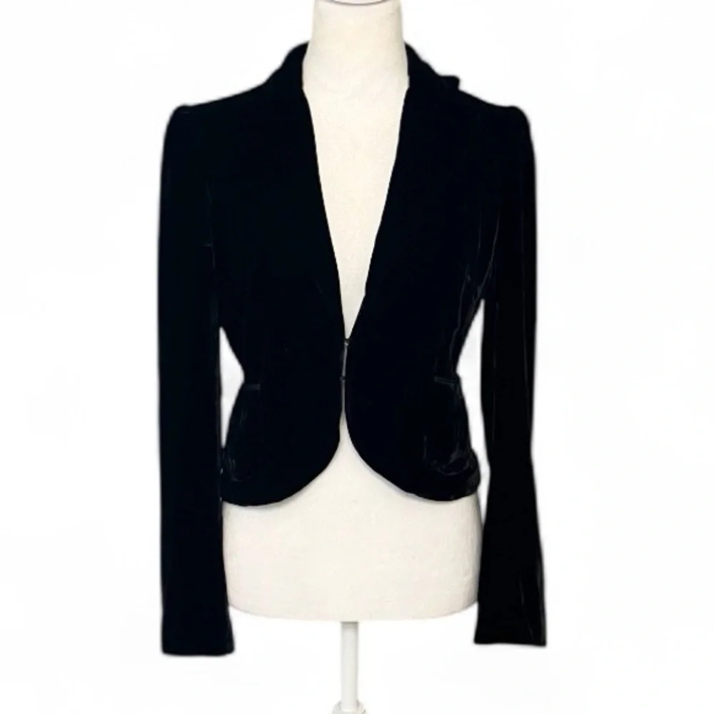 Laundry & Shelli Segal Black Velvet Blazer - Picture 2 of 5